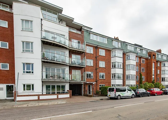 Solent Court